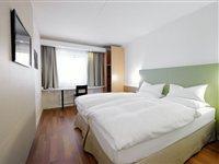 Ibis Hotel Stockholm Arlanda Airport Экстерьер фото